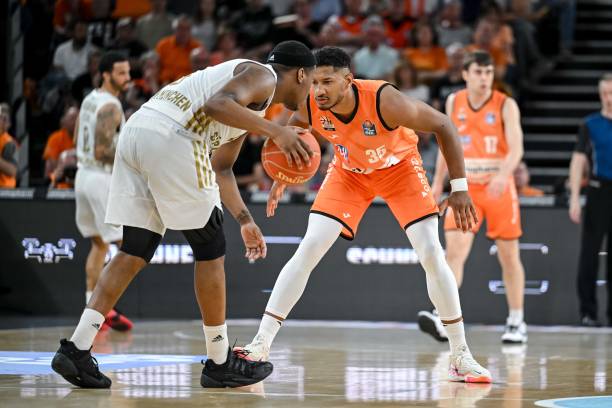 尤为关键 尤为关键