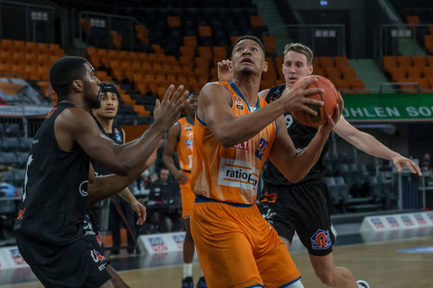 在接受采访 在接受采访